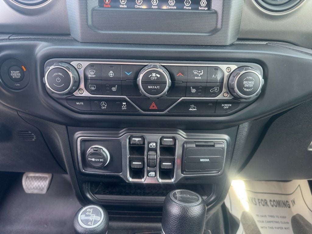 2022 Jeep Gladiator Sport
