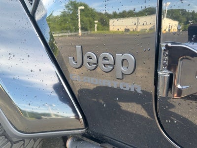 2022 Jeep Gladiator Sport