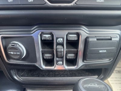 2022 Jeep Gladiator Sport