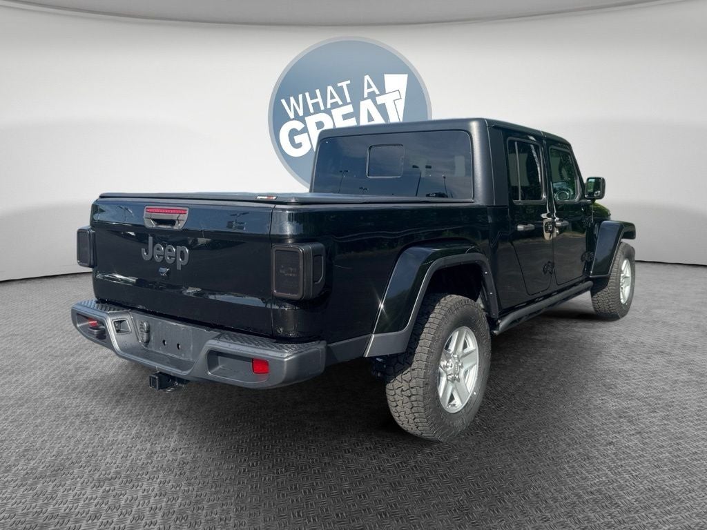 2022 Jeep Gladiator Sport
