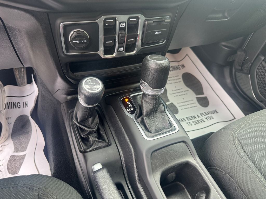 2021 Jeep Gladiator Sport