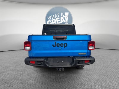 2023 Jeep Gladiator Base