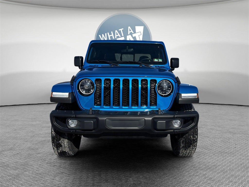 2023 Jeep Gladiator Base