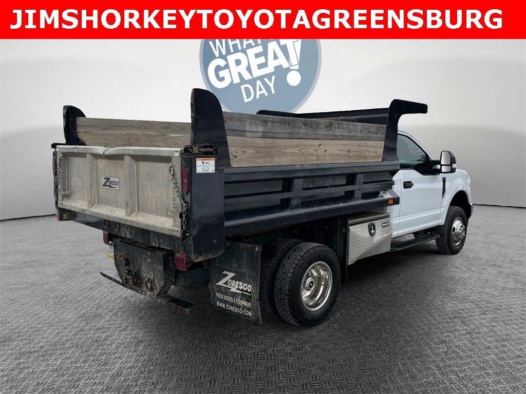 2022 Ford F-350SD XL DRW