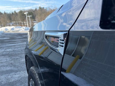 2025 GMC Yukon XL Elevation