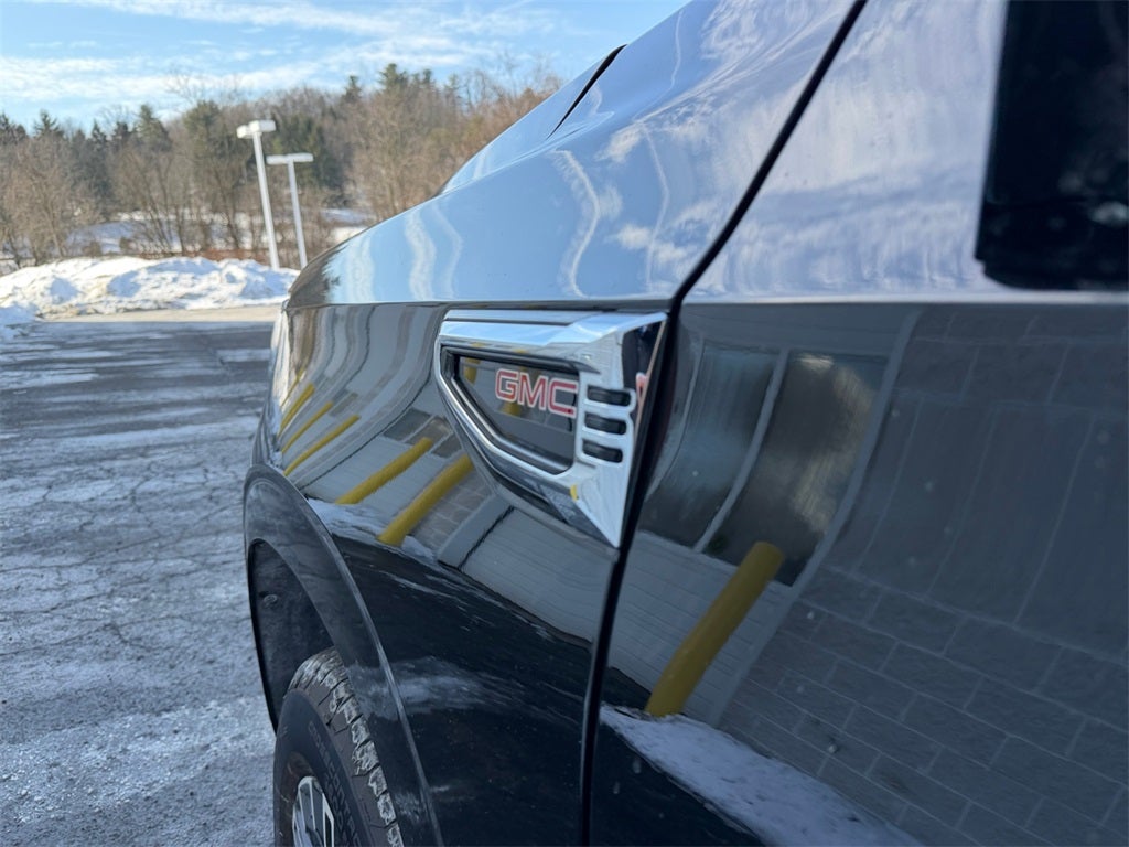 2025 GMC Yukon XL Elevation