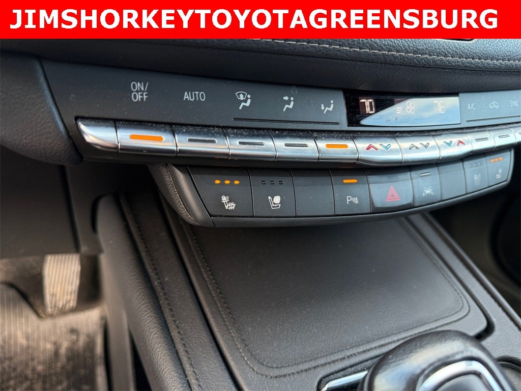 2019 Cadillac XT4 Premium Luxury