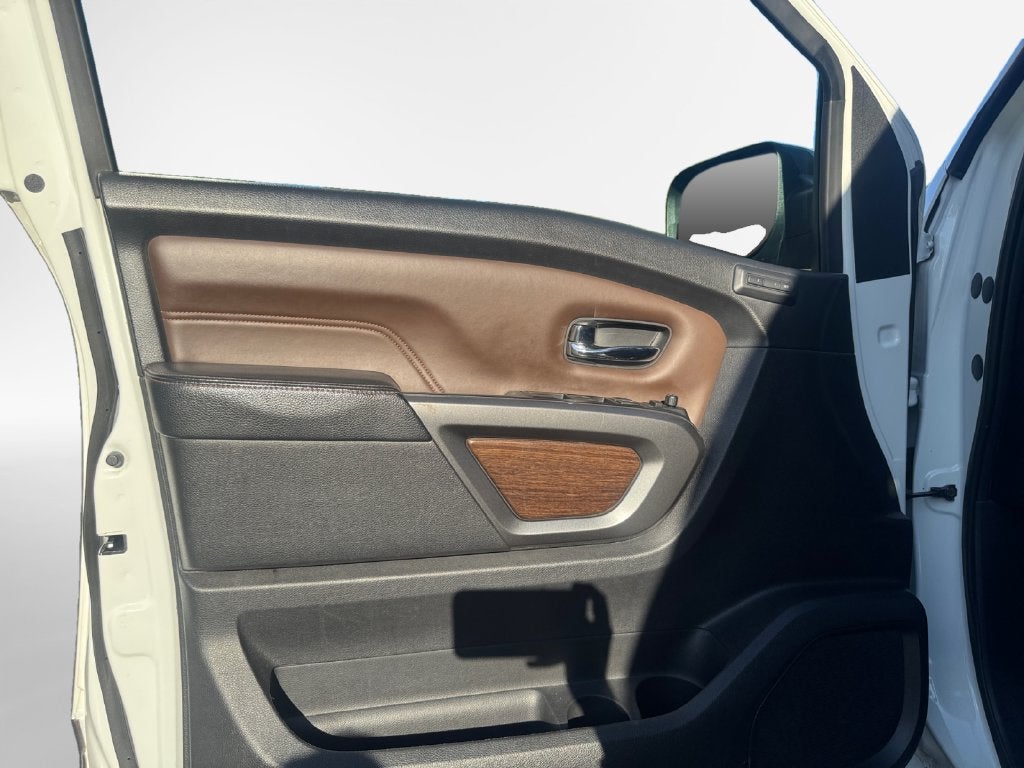 2019 Nissan Titan Platinum Reserve
