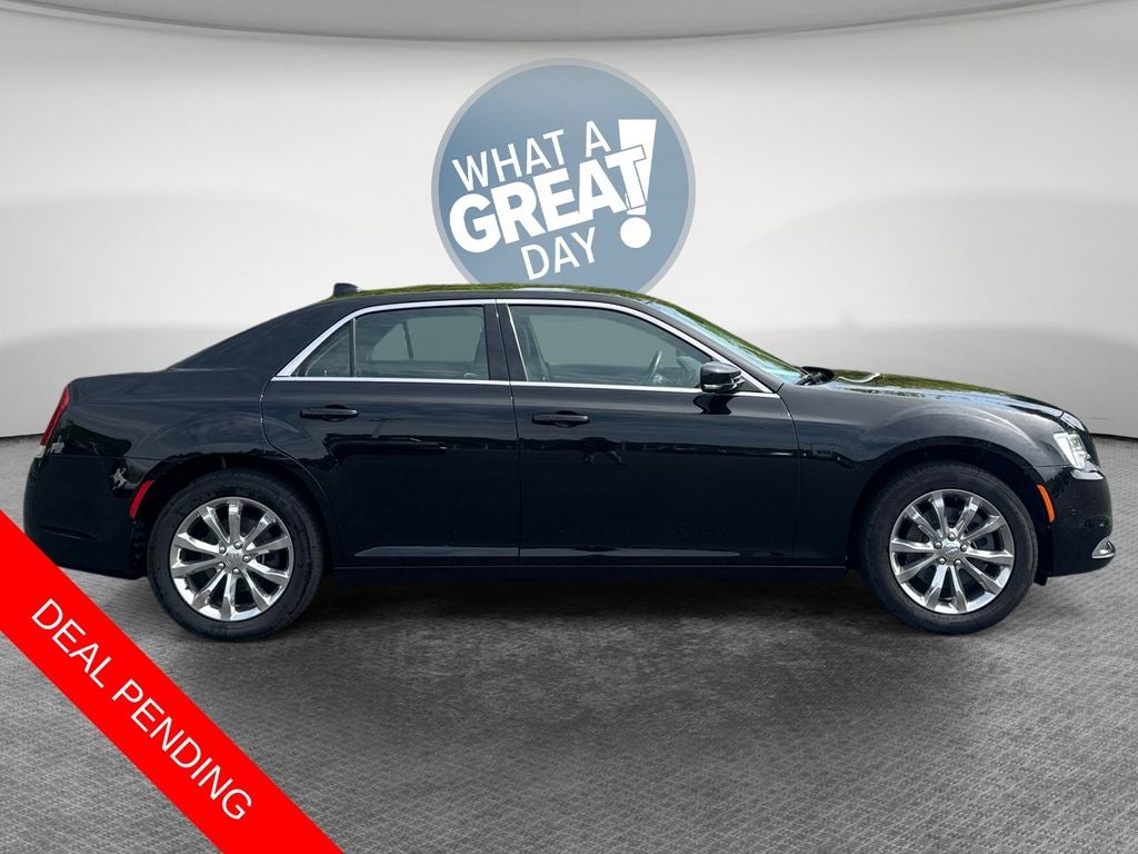 2015 Chrysler 300 Limited