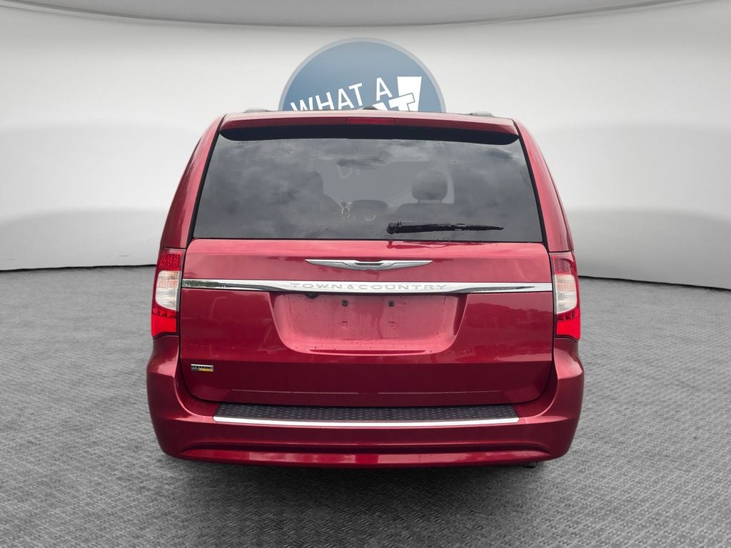 2016 Chrysler Town & Country Touring