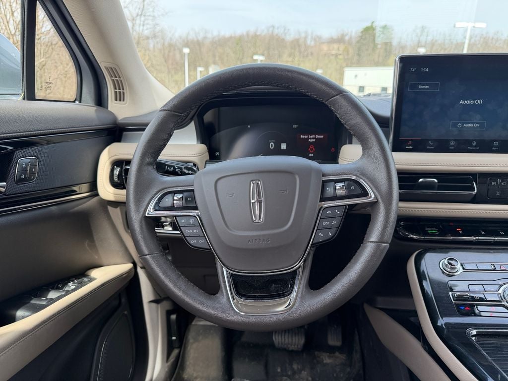 2022 Lincoln Nautilus Standard