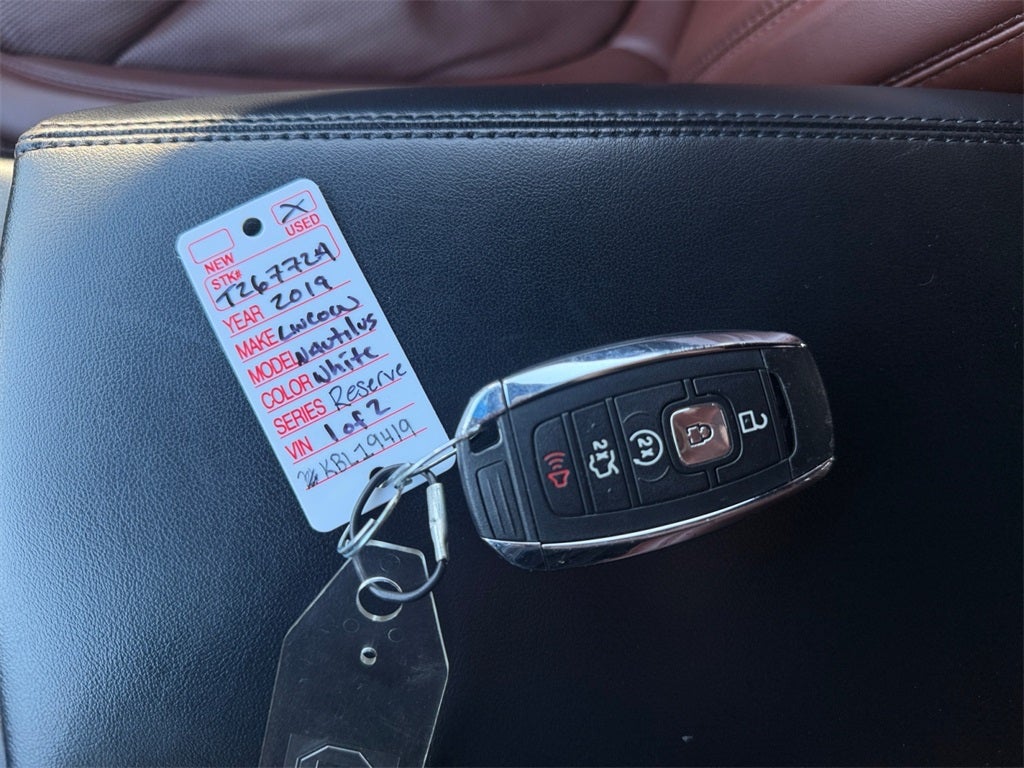 2019 Lincoln Nautilus Reserve