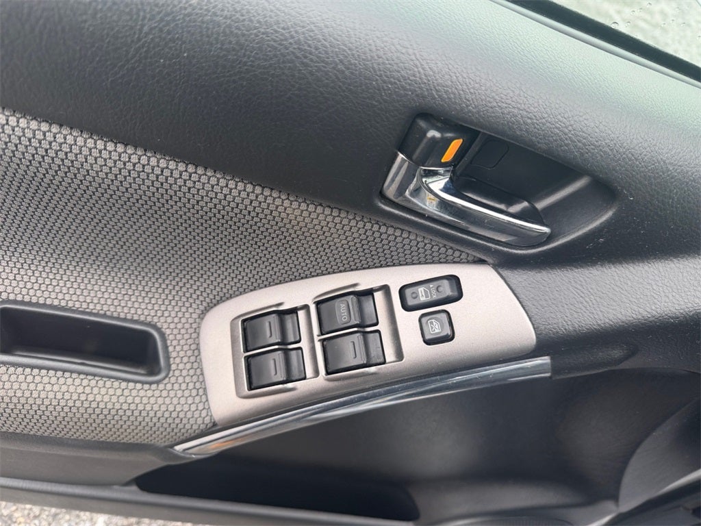 2007 Toyota Matrix Base