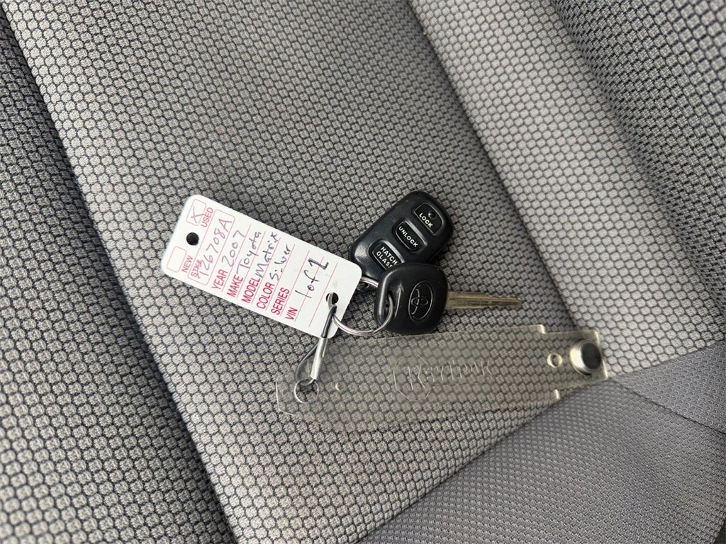 2007 Toyota Matrix Base