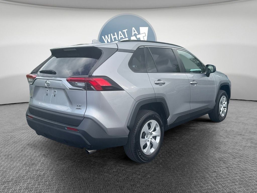 2019 Toyota RAV4 LE