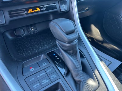 2023 Toyota RAV4 LE