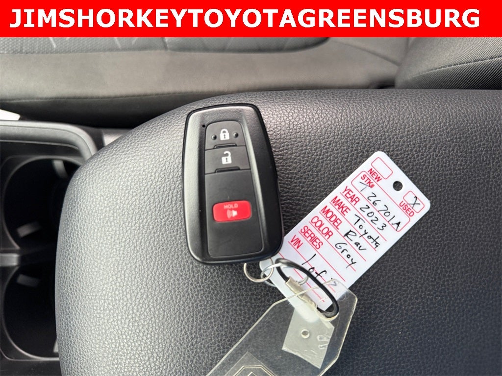 2023 Toyota RAV4 XLE