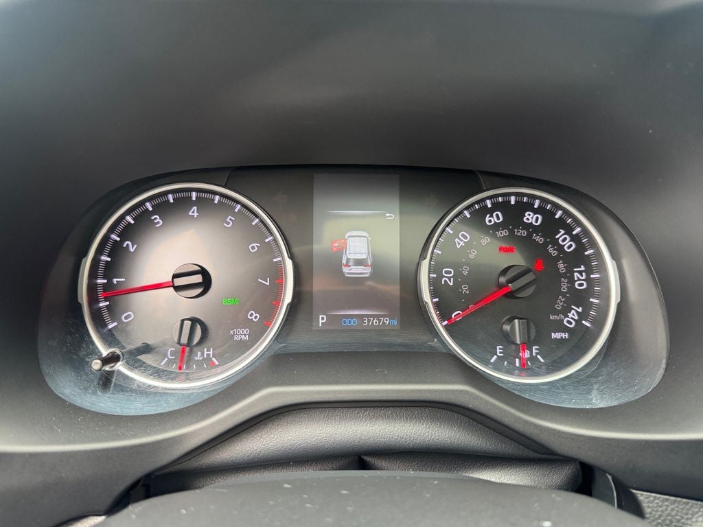 2022 Toyota RAV4 XLE