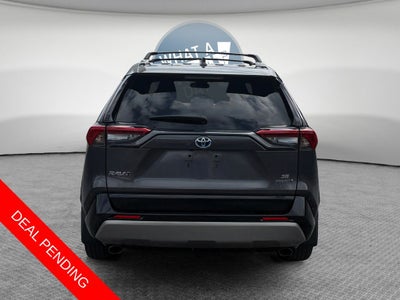 2022 Toyota RAV4 Hybrid SE