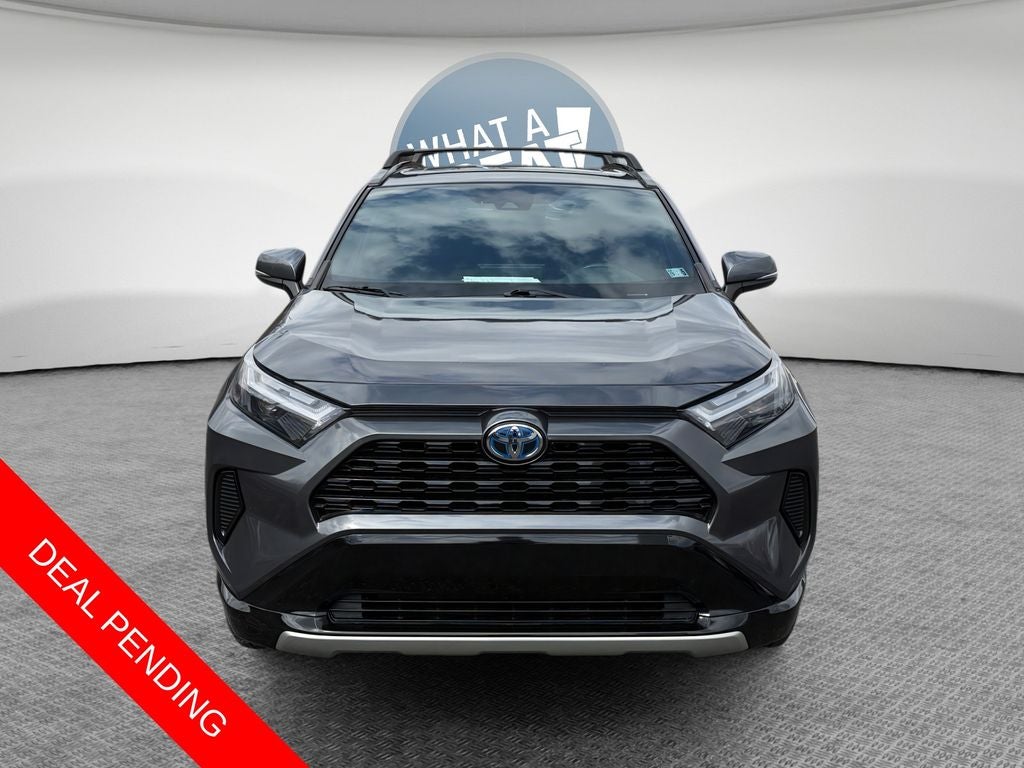 2022 Toyota RAV4 Hybrid SE