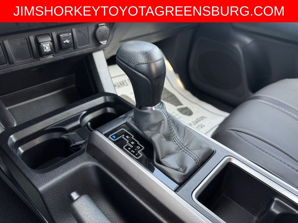 2022 Toyota Tacoma SR5 V6