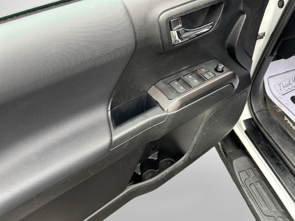 2022 Toyota Tacoma TRD Sport V6