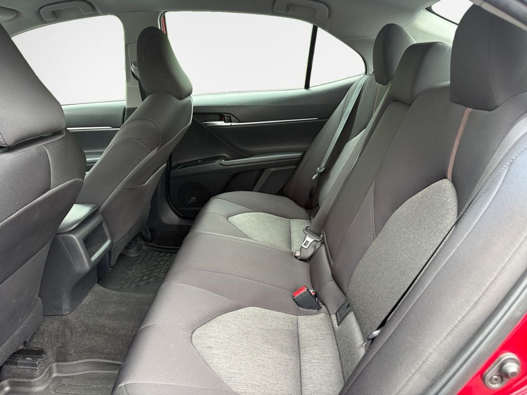 2019 Toyota Camry Hybrid LE