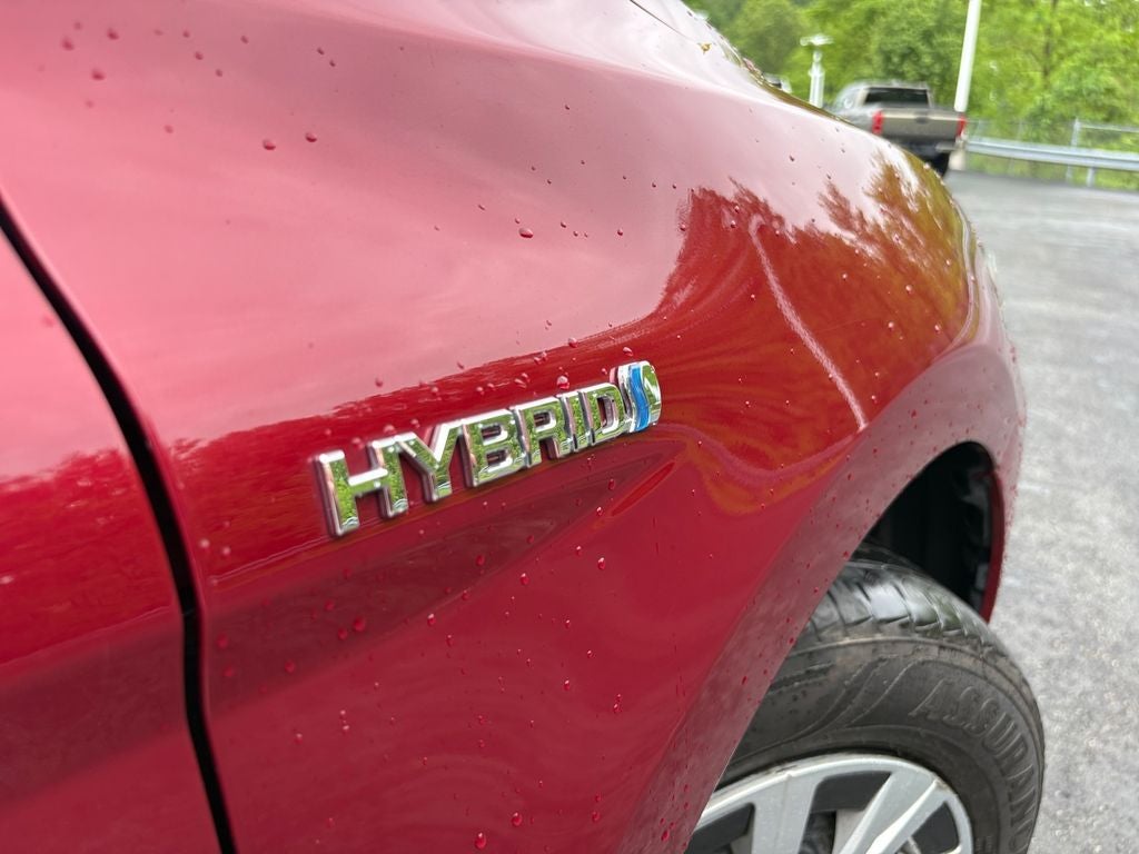 2019 Toyota Camry Hybrid LE