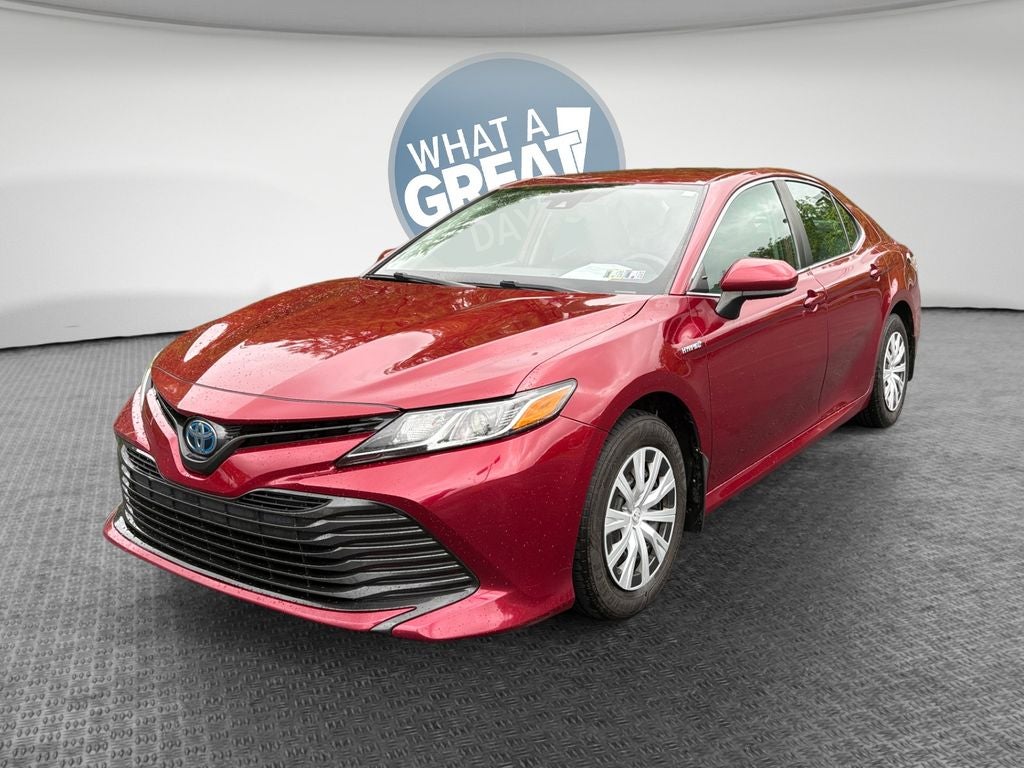 2019 Toyota Camry Hybrid LE
