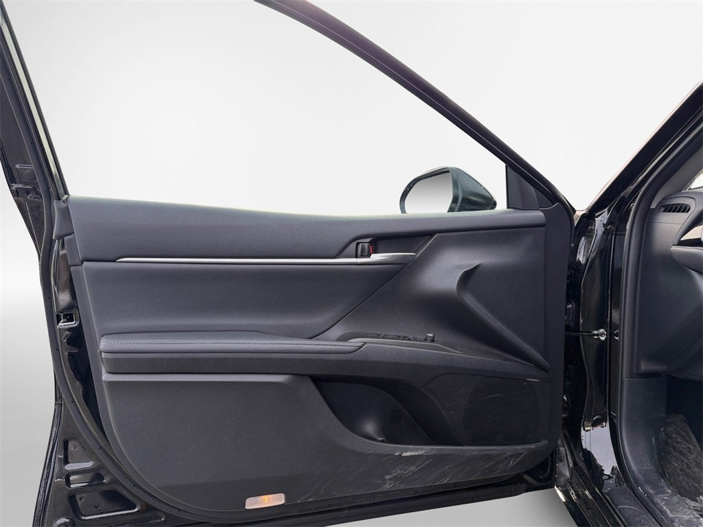 2023 Toyota Camry Hybrid XLE