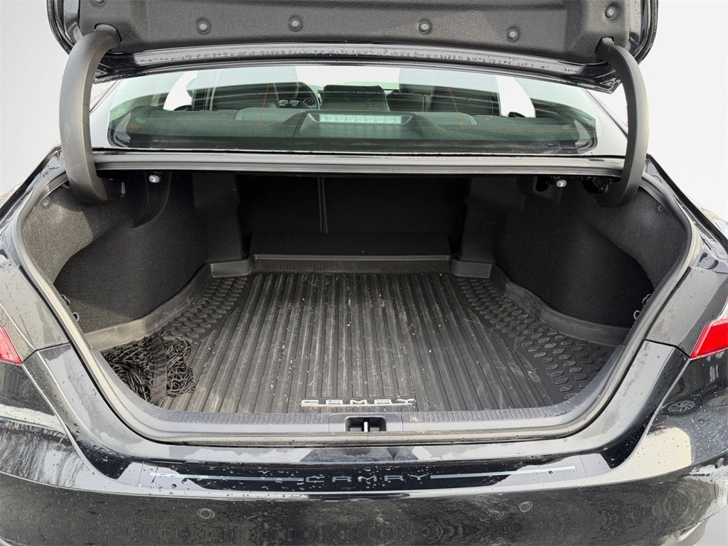 2023 Toyota Camry Hybrid XLE