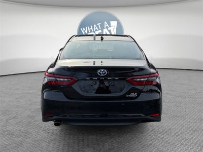 2023 Toyota Camry Hybrid XLE