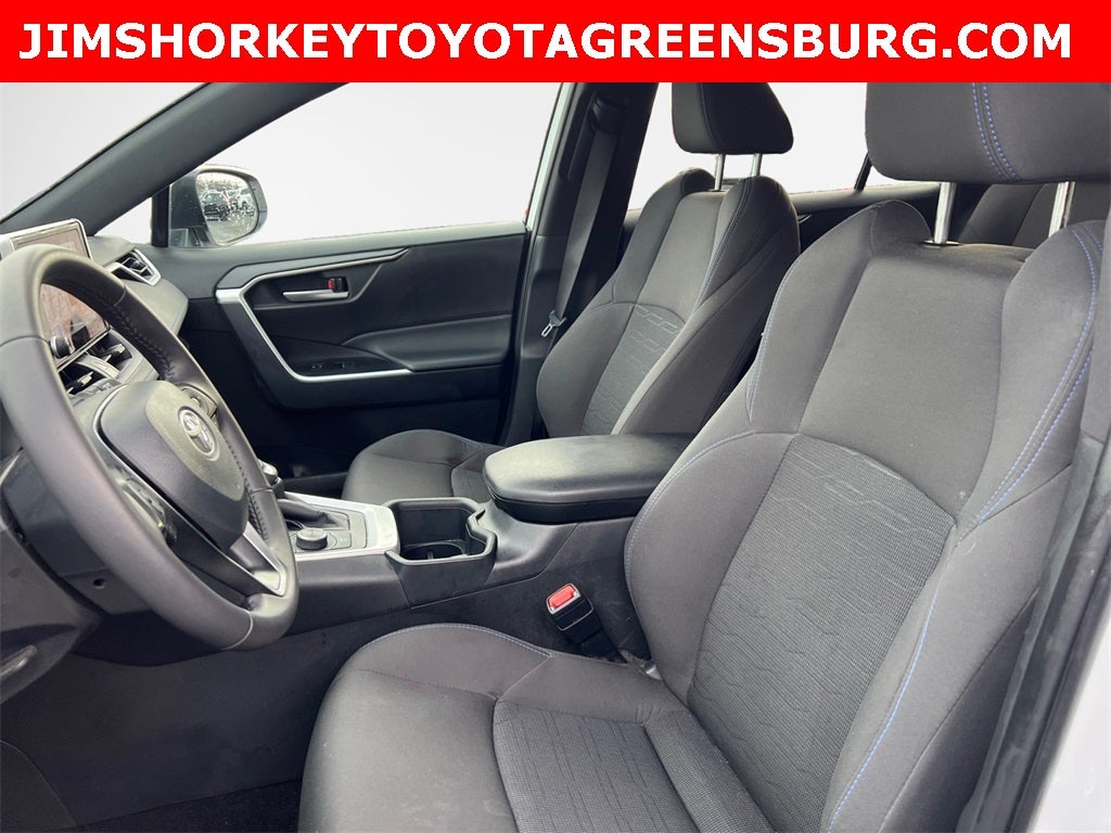 2025 Toyota RAV4 Hybrid SE