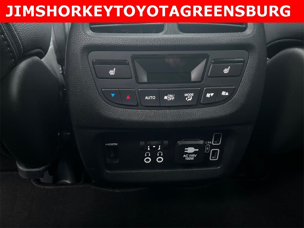 2022 Honda Pilot Touring 7 Passenger