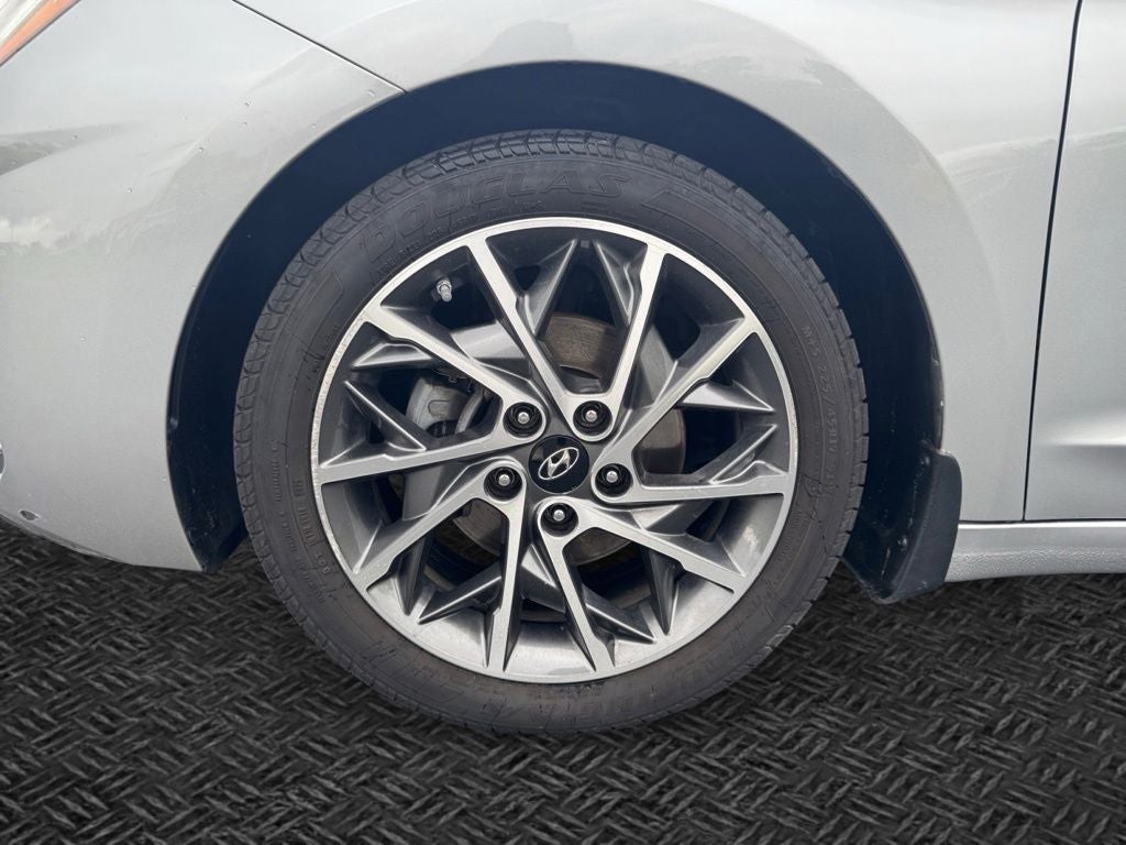2020 Hyundai Elantra Limited