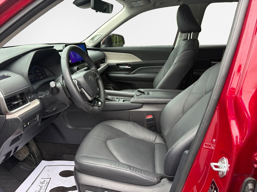 2024 Toyota Grand Highlander Platinum