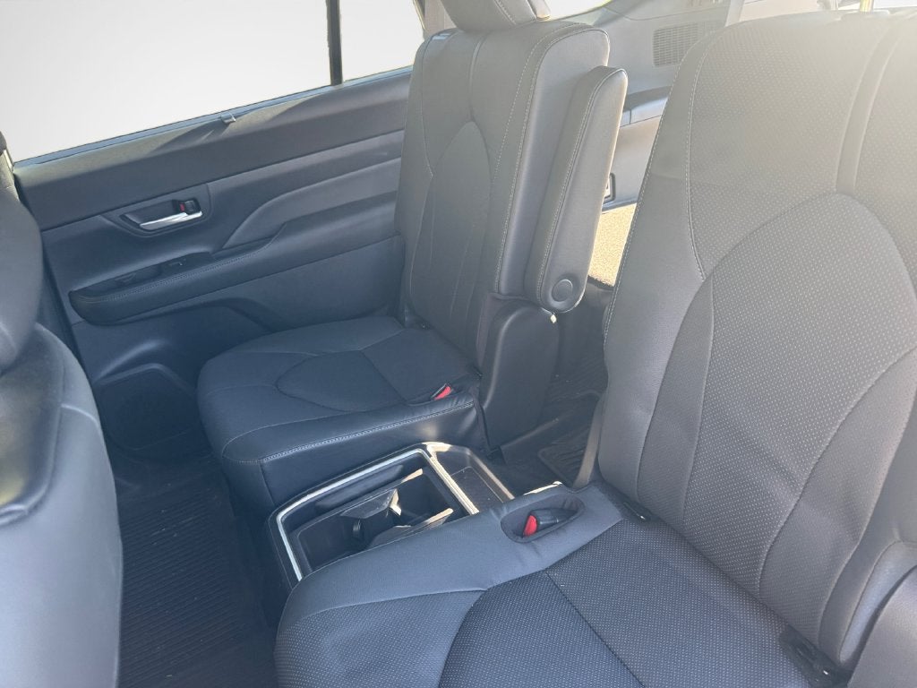 2026 Toyota Grand Highlander Hybrid Nightshade Edition