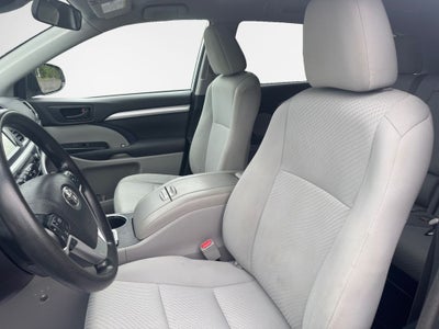 2018 Toyota Highlander LE