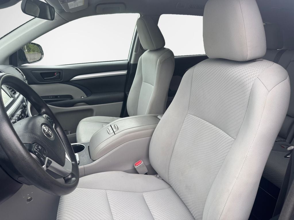 2018 Toyota Highlander LE