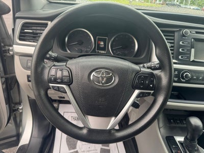 2018 Toyota Highlander LE