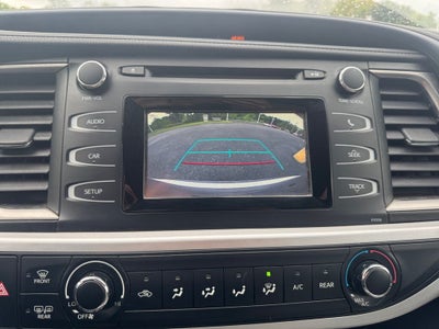 2018 Toyota Highlander LE