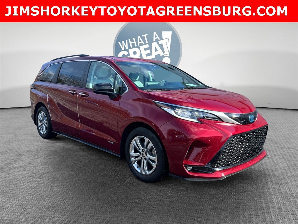2021 Toyota Sienna XSE 7 Passenger