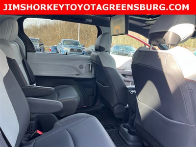 2021 Toyota Sienna XSE 7 Passenger