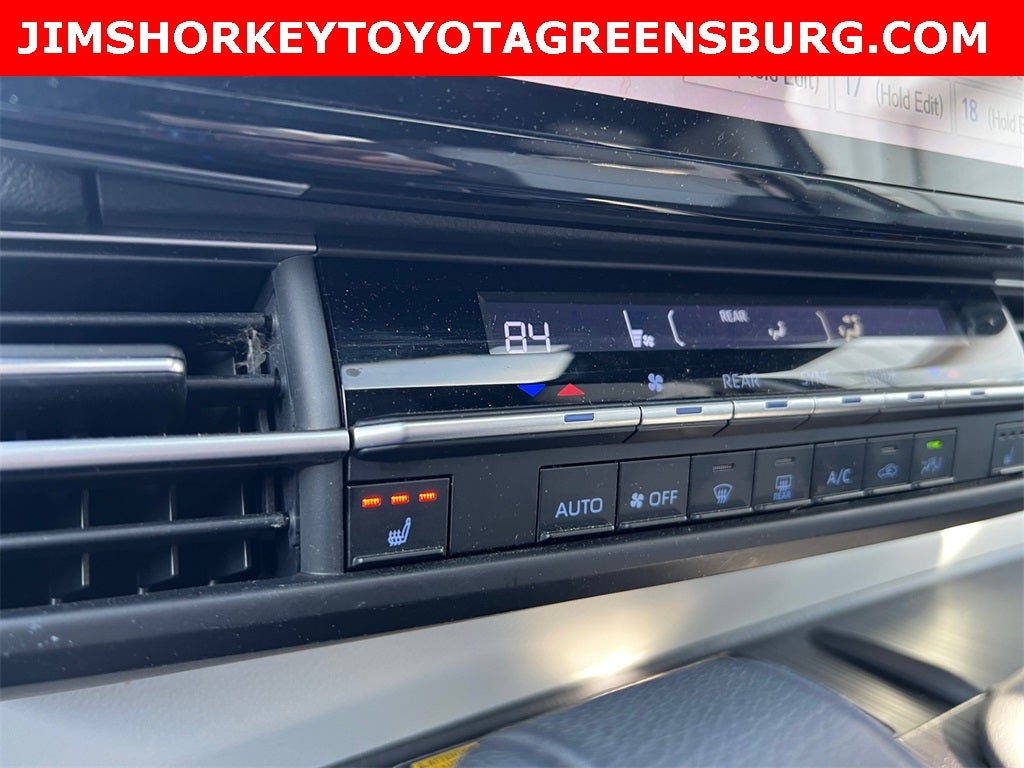 2021 Toyota Sienna XSE 7 Passenger