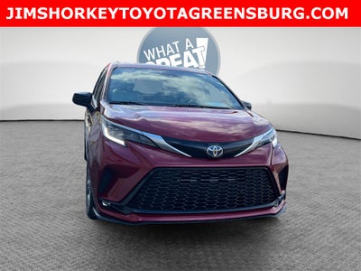 2021 Toyota Sienna XSE 7 Passenger