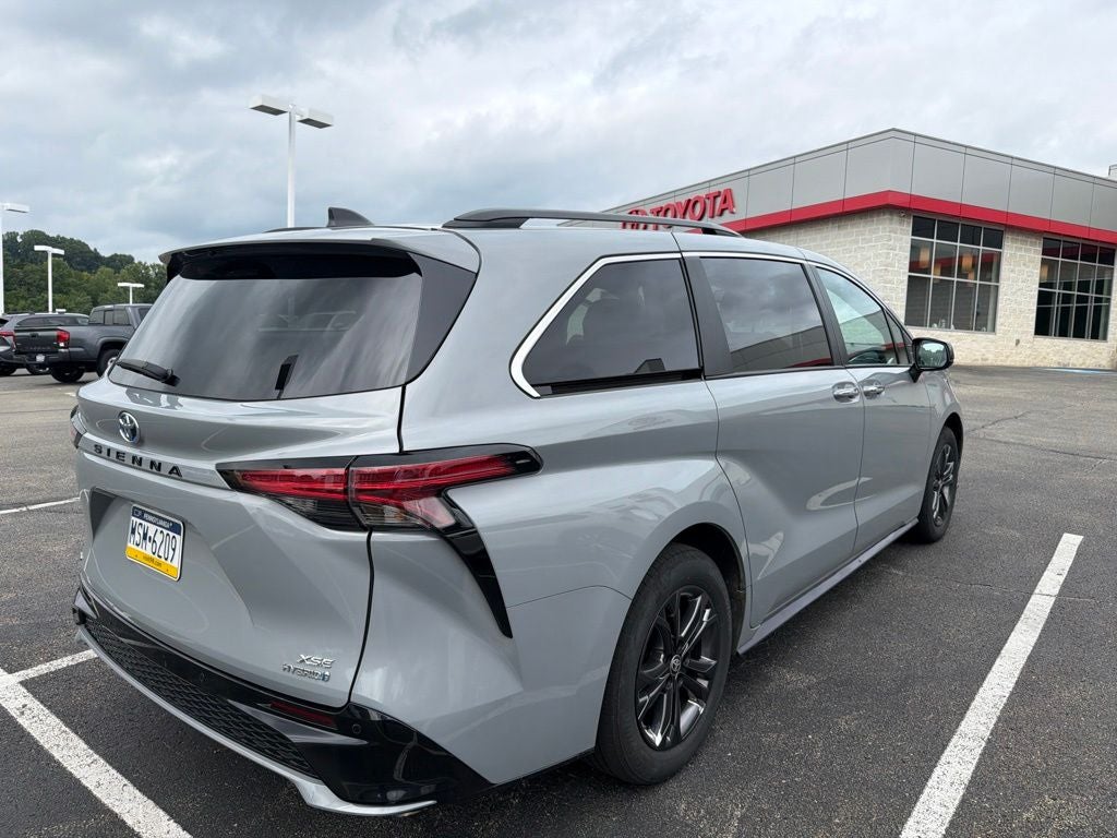 2024 Toyota Sienna XSE 7 Passenger