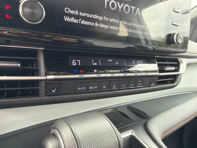 2024 Toyota Sienna XSE 7 Passenger