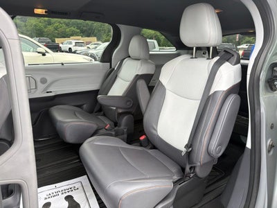 2024 Toyota Sienna XSE 7 Passenger