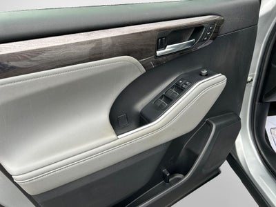 2022 Toyota Highlander Limited