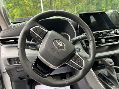 2022 Toyota Highlander Limited